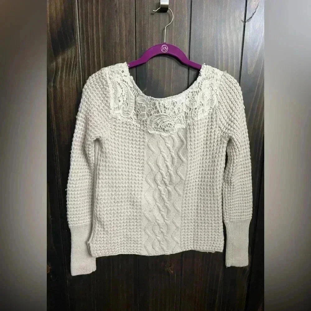 Free People Cropped Ivory Embellished Beaded Lace Wool Blend Sweater S/P - Picture 5 of 6